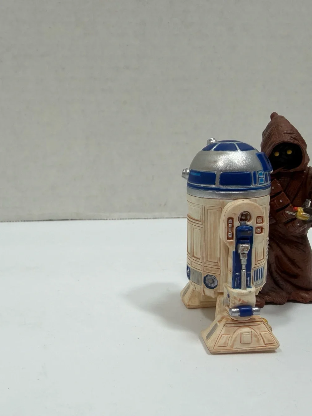 Hallmark Silver and Blue Astromech with Brown-Robed Jawa Figure Set